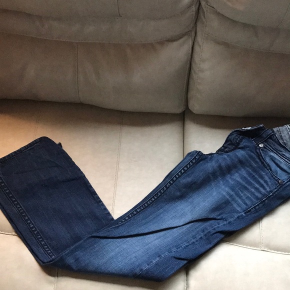 Jeans - Picture 3 of 4